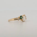 Comune - Bespoke - Diamond and Green Sapphire Cluster Ring 3