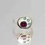 Une - Bespoke - Round Signet with Rhodolite Garnet and Topaz