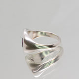 Une - Bespoke - Round Signet with Rhodolite Garnet and Topaz