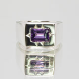 une. - Volume 1 - Signet #1 Amethyst