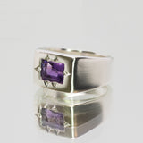 une. - Volume 1 - Signet #1 Amethyst