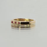 une - Volume 1 - Signet #4 with 3 Pink Sapphires