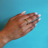 une. - Volume 1 - Chain Ring #3