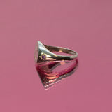 Une - Asteria - Moonbow Ring