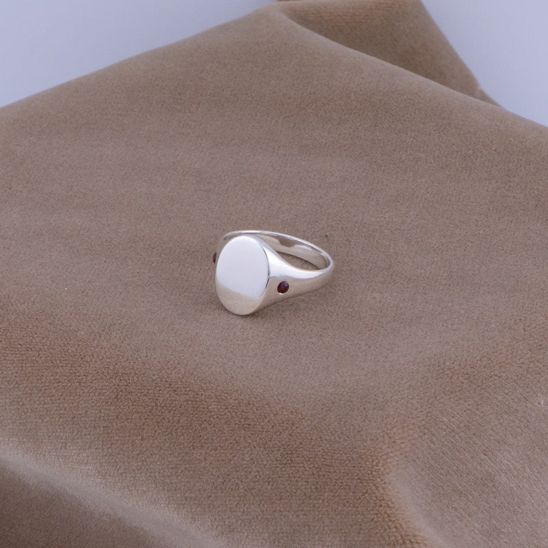 Stromboli Signet - Garnet