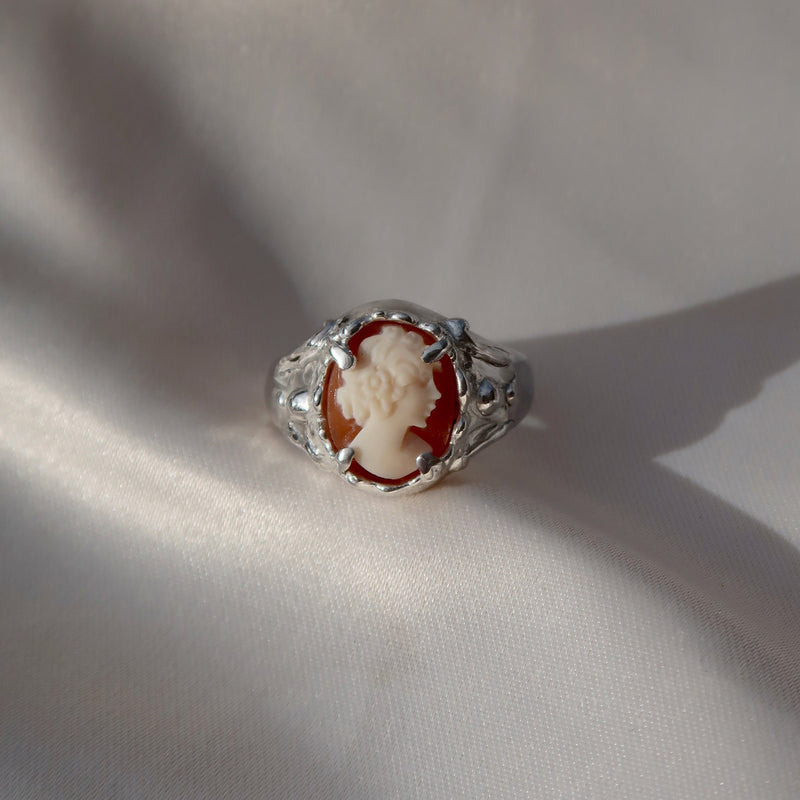 SGS JEWELLERY - BESPOKE - CAMEO WOMAN RING