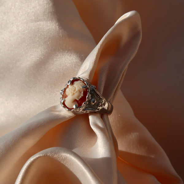 SGS JEWELLERY - BESPOKE - CAMEO WOMAN RING