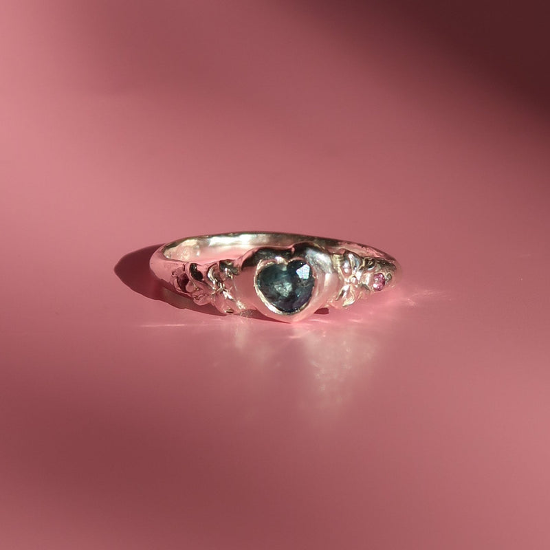 SGS Jewellery - Bespoke - Sapphire Sweetheart Ring