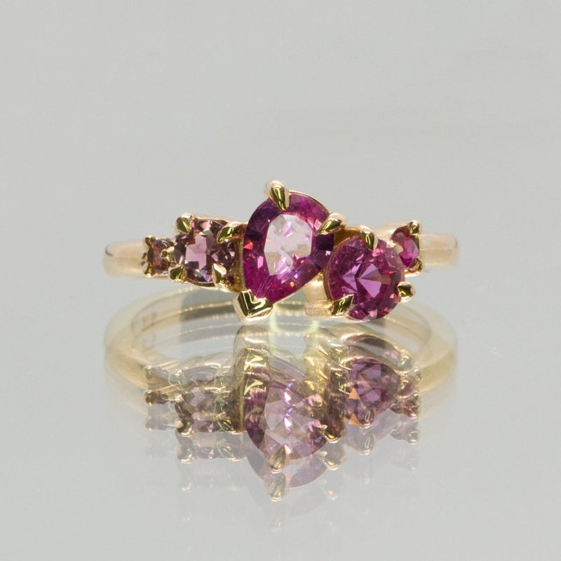 Une - Bespoke - Pink Sapphire Cluster Ring