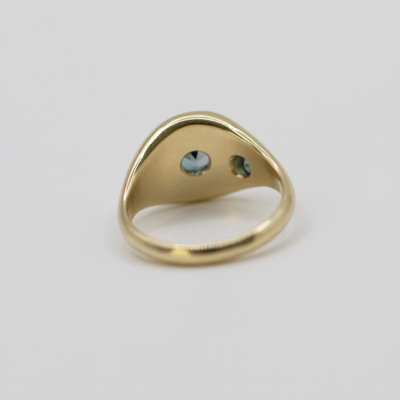 Une - Bespoke - Round Signet with Parti Sapphire and Diamond